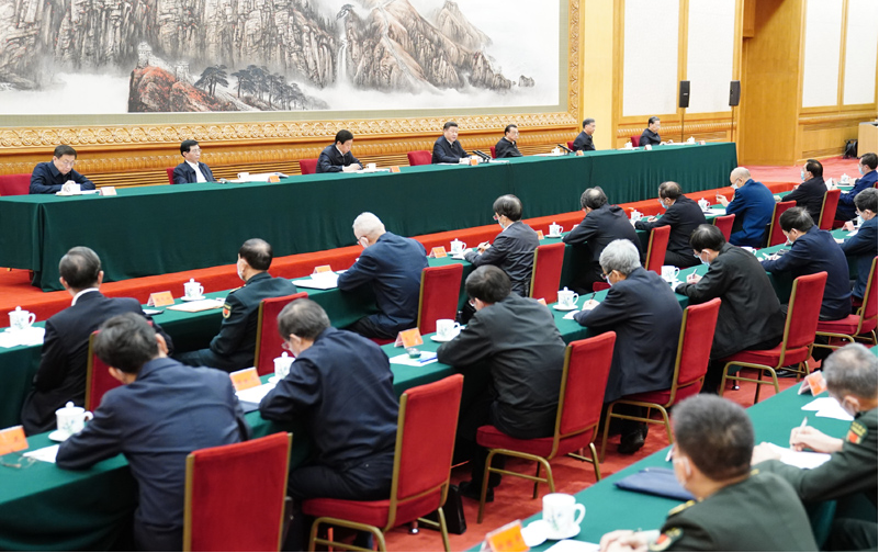 習(xí)近平出席統(tǒng)籌推進(jìn)新冠肺炎疫情防控和經(jīng)濟(jì)社會(huì)發(fā)展工作部署會(huì)議并發(fā)表重要講話