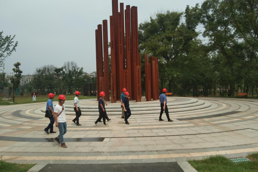 公司相關部門到臨澧項目開展業(yè)務支持